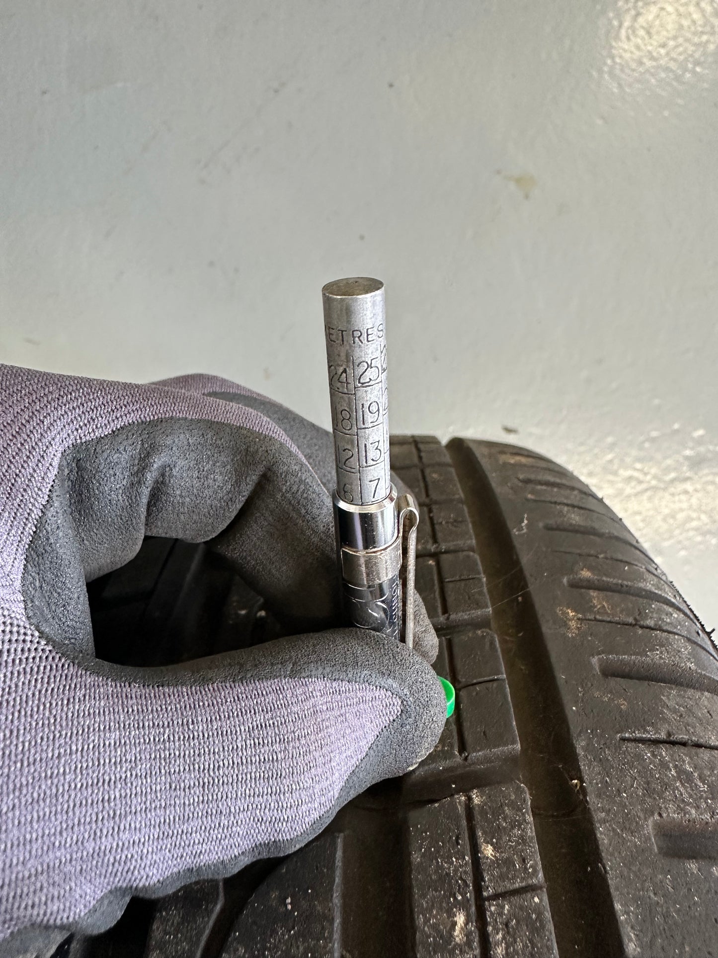 Set of genuine Porsche 7J x 17" & 8J x17" Cup 1 alloy rims