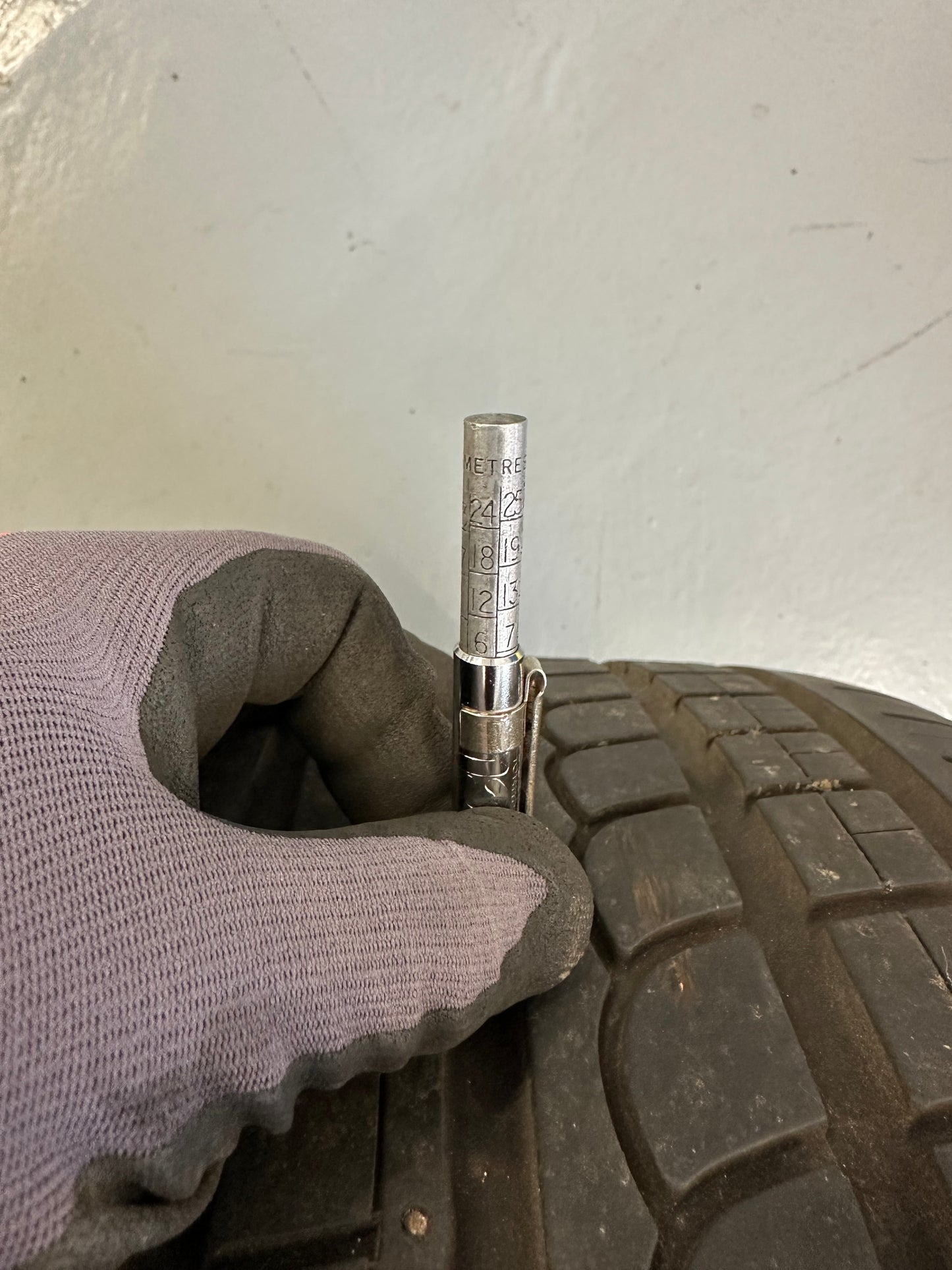 Set of genuine Porsche 7J x 17" & 8J x17" Cup 1 alloy rims