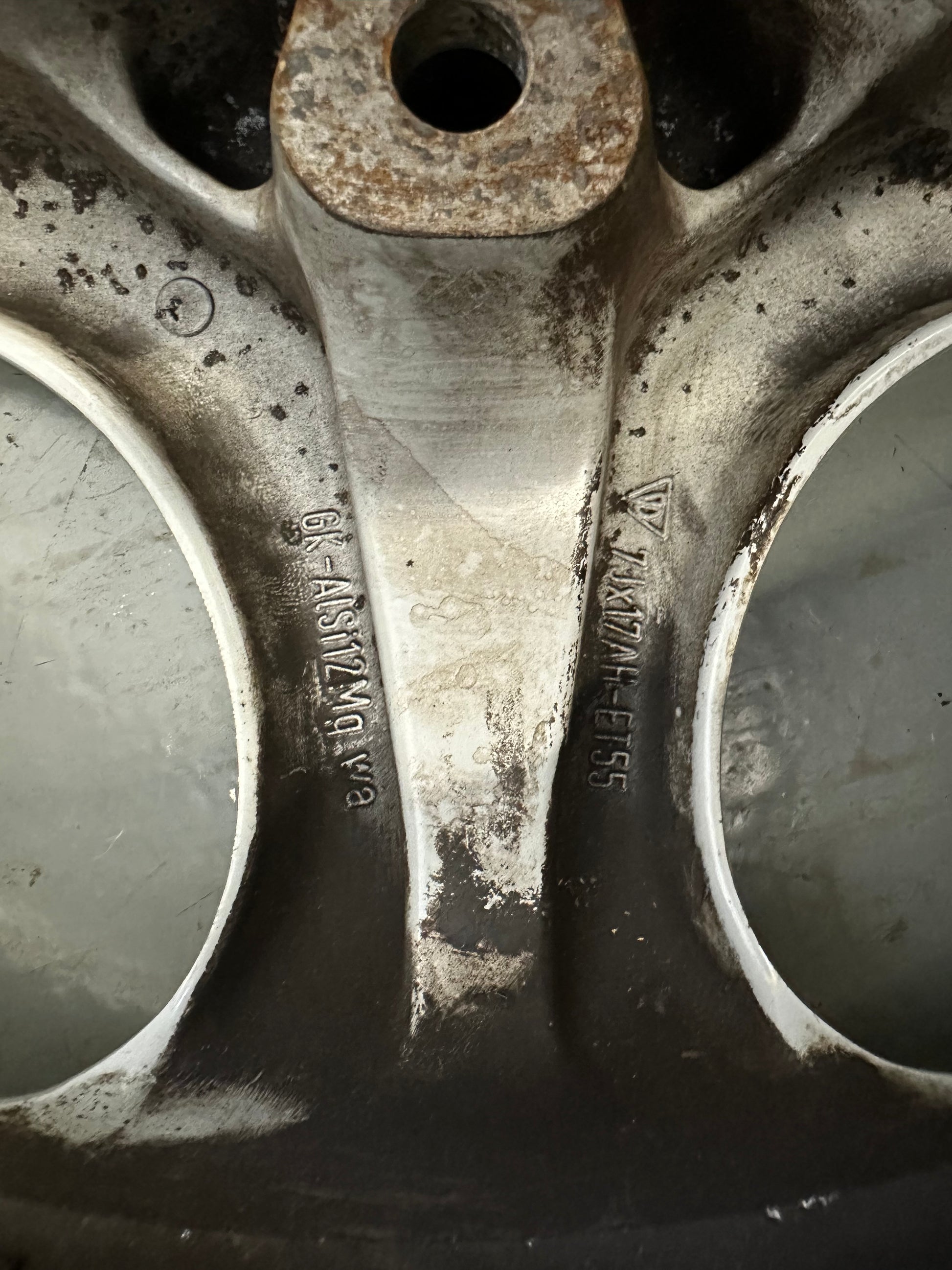 Set of genuine Porsche 7J x 17" & 8J x17" Cup 1 alloy rims